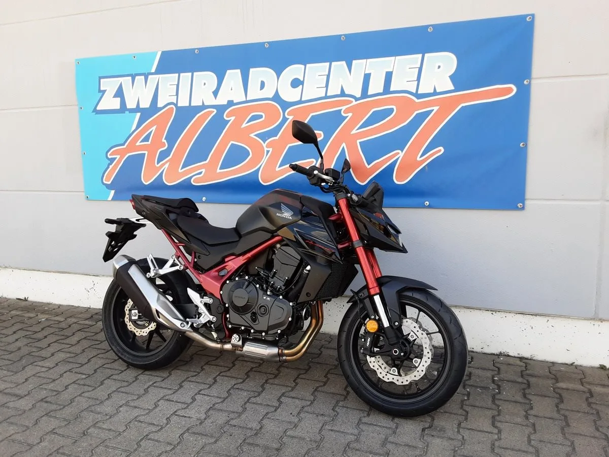 Honda CB750 Hornet €5+