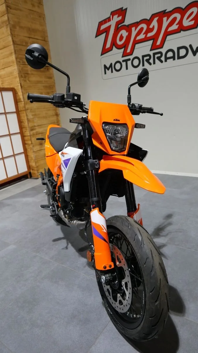 KTM 390 SMC R