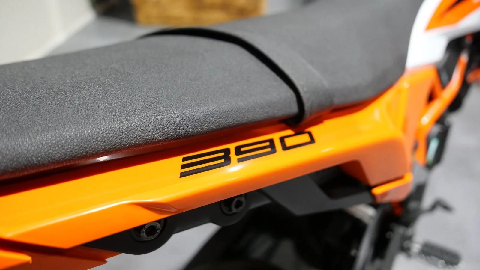KTM 390 SMC R