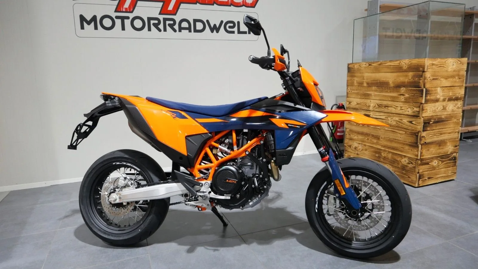 KTM 690 SMC R
