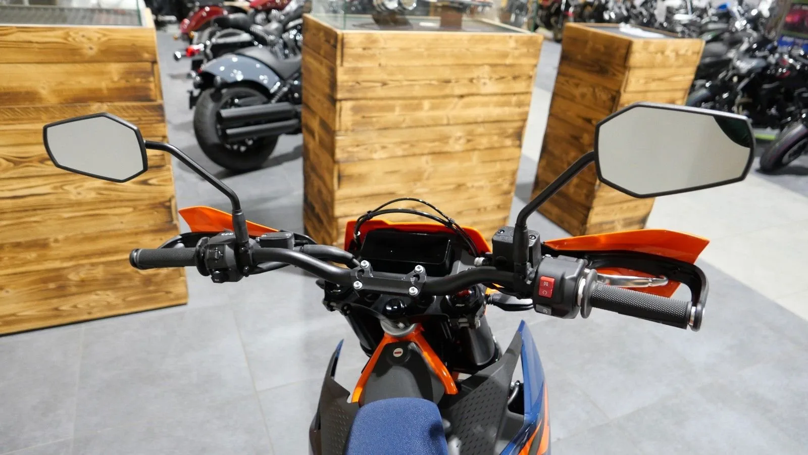 KTM 690 SMC R