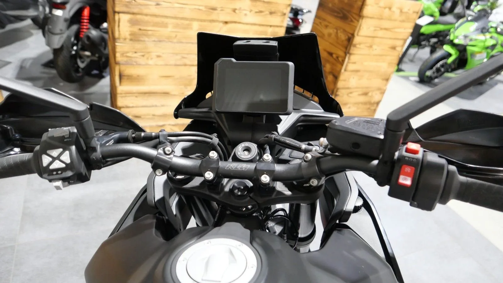 KTM 890 SMT