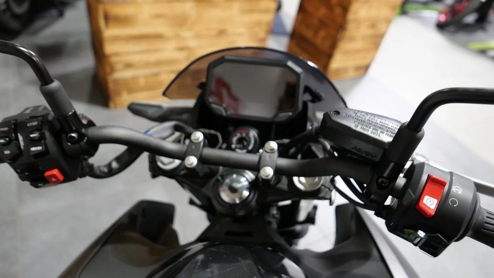 Kawasaki Z7 Hybrid AKTIONSPREIS