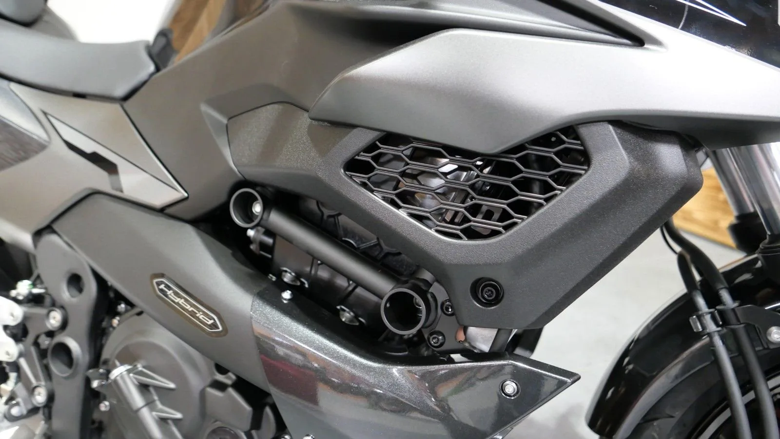 Kawasaki Z7 Hybrid AKTIONSPREIS