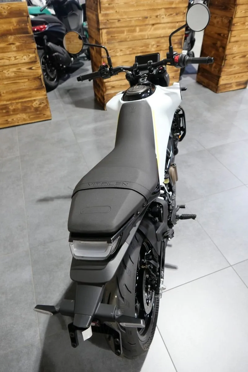 Husqvarna Vitpilen 401