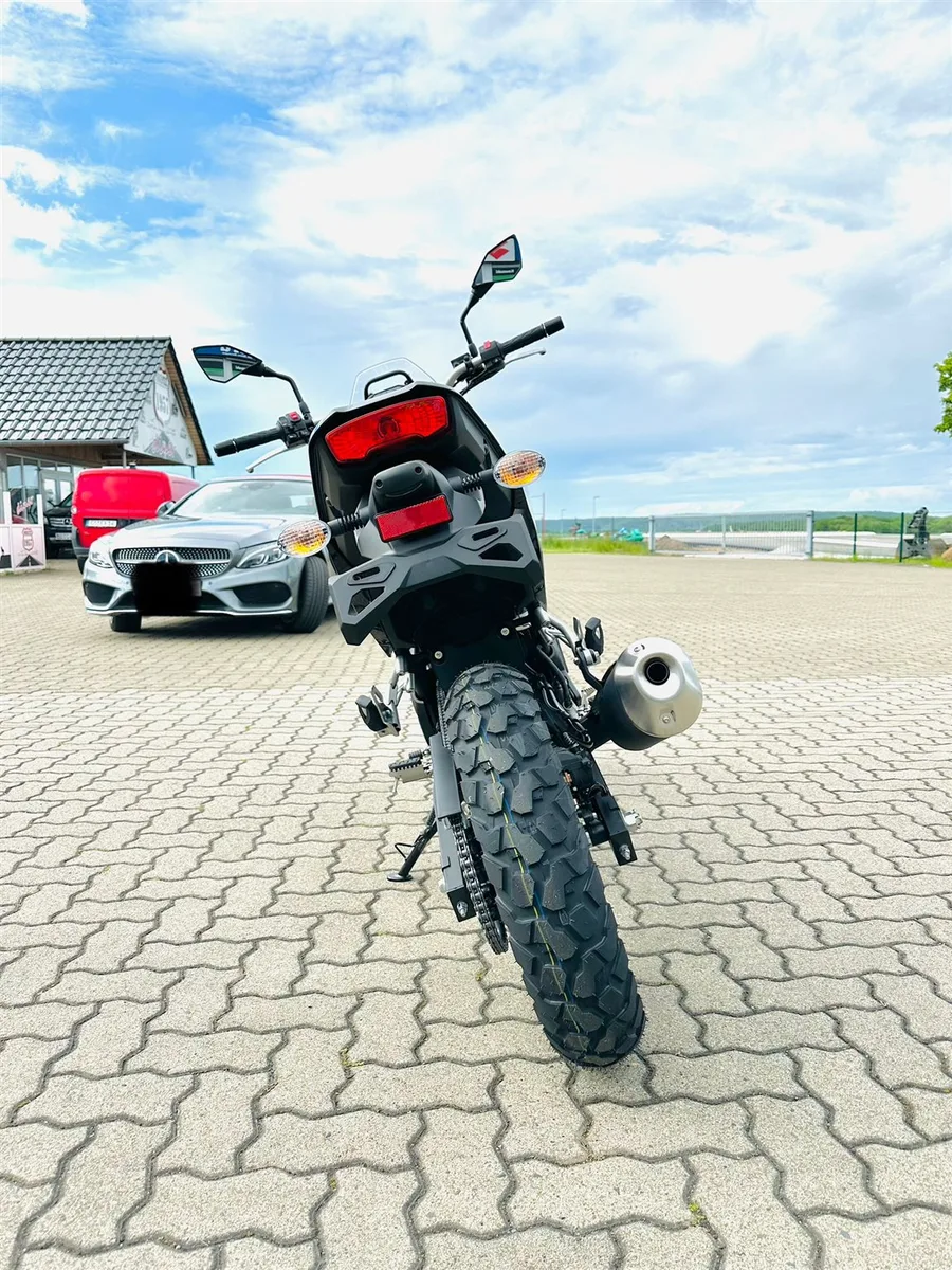 Kawasaki KLE500 Modell 2026 -> 500 Euro Fernweh-Bonus