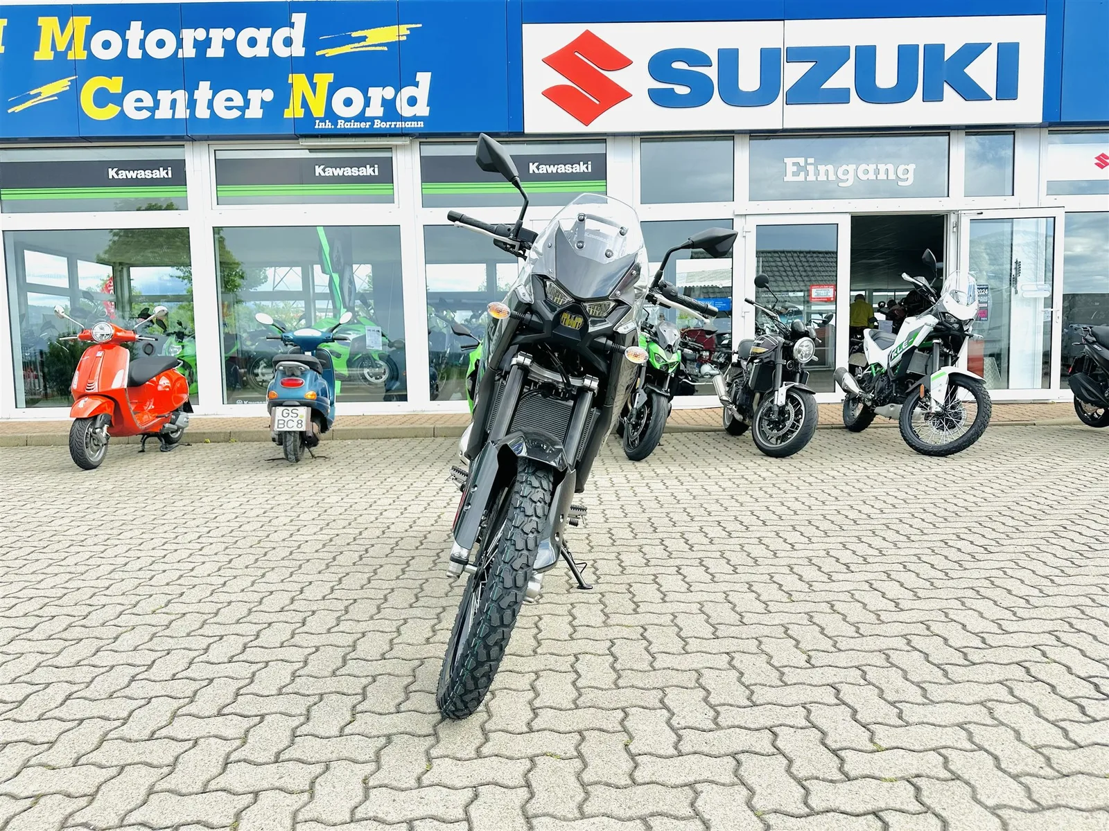 Kawasaki KLE500 Modell 2026 -> 500 Euro Fernweh-Bonus
