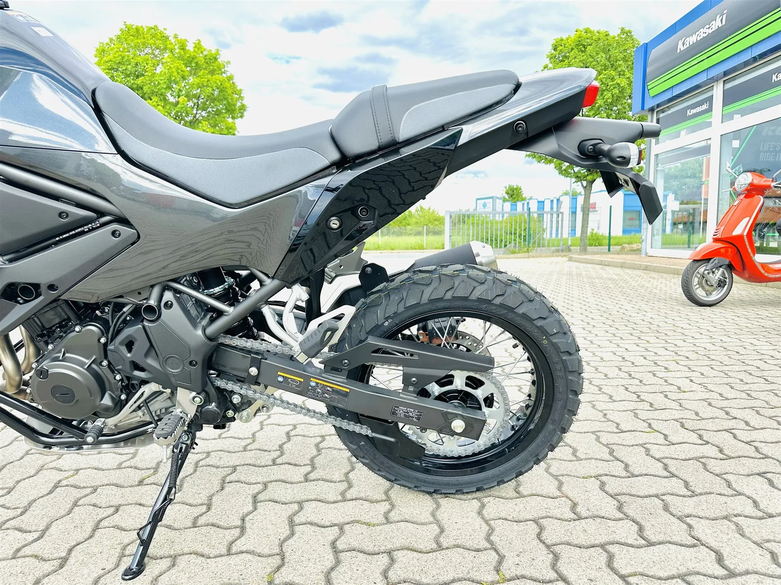 Kawasaki KLE500 Modell 2026 -> 500 Euro Fernweh-Bonus