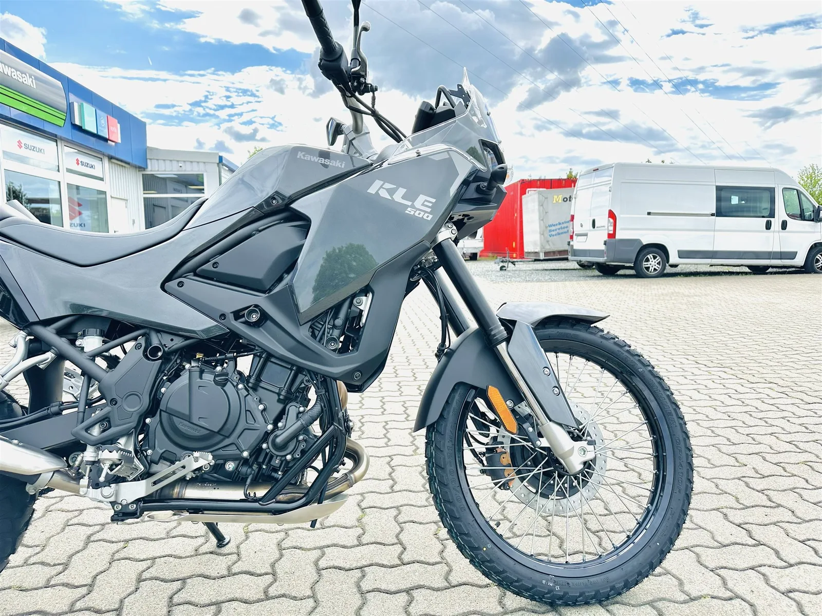 Kawasaki KLE500 Modell 2026 -> 500 Euro Fernweh-Bonus