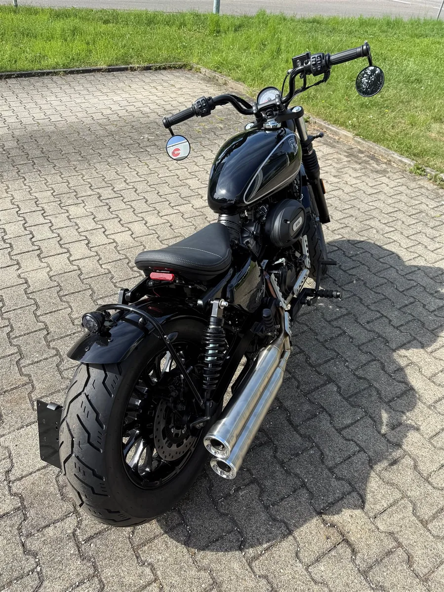 RTF B15 Bobber Heritage V2 125 BC Haus Umbau