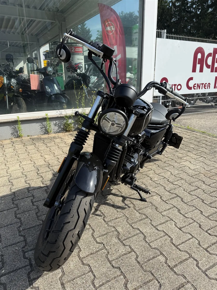 RTF B15 Bobber Heritage V2 125 BC Haus Umbau
