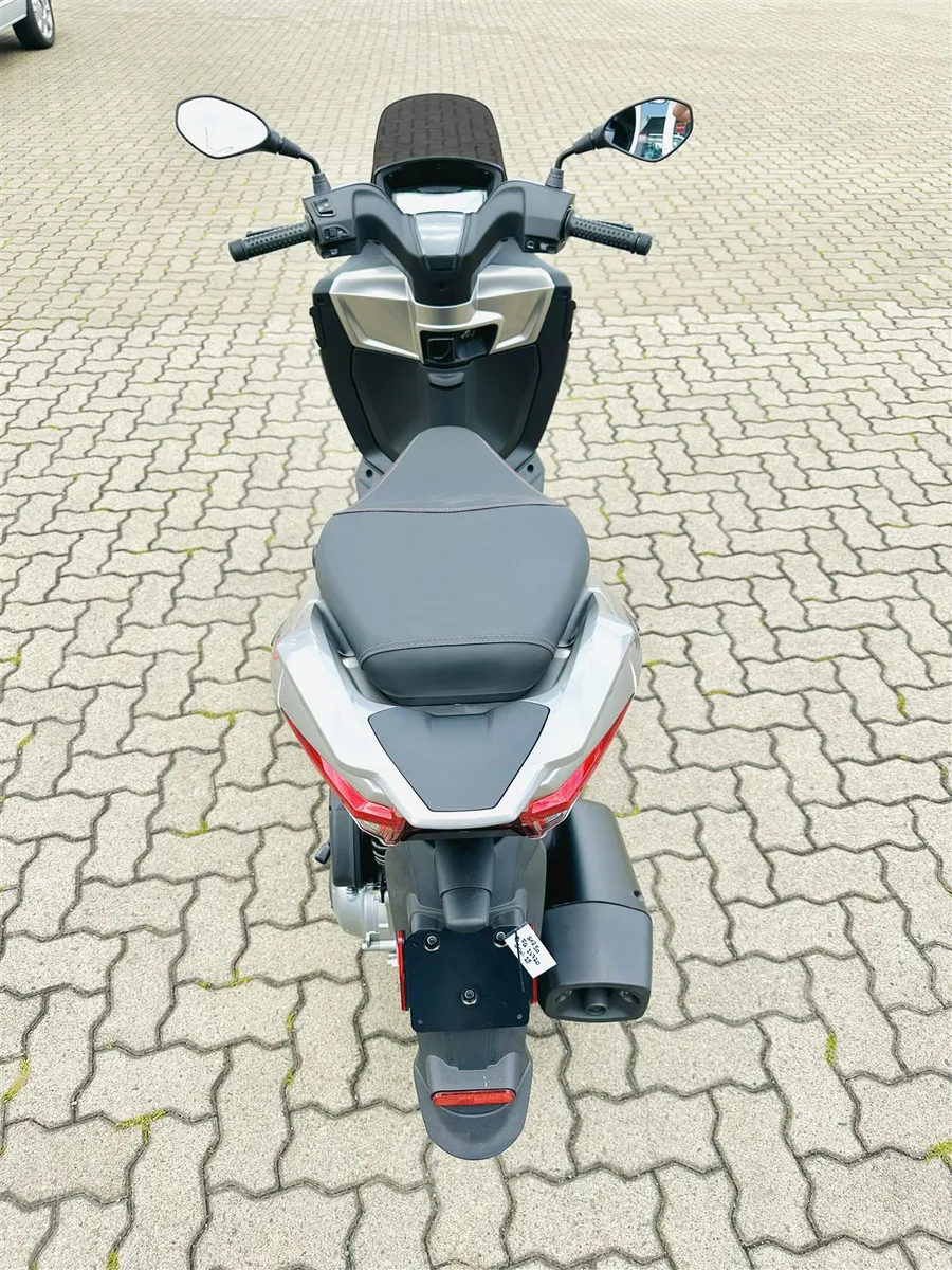 Aprilia SXR 50 auch 25 km/h mögl.