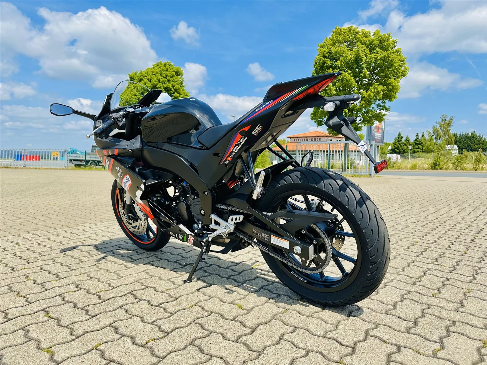 Aprilia RS 125 Replica