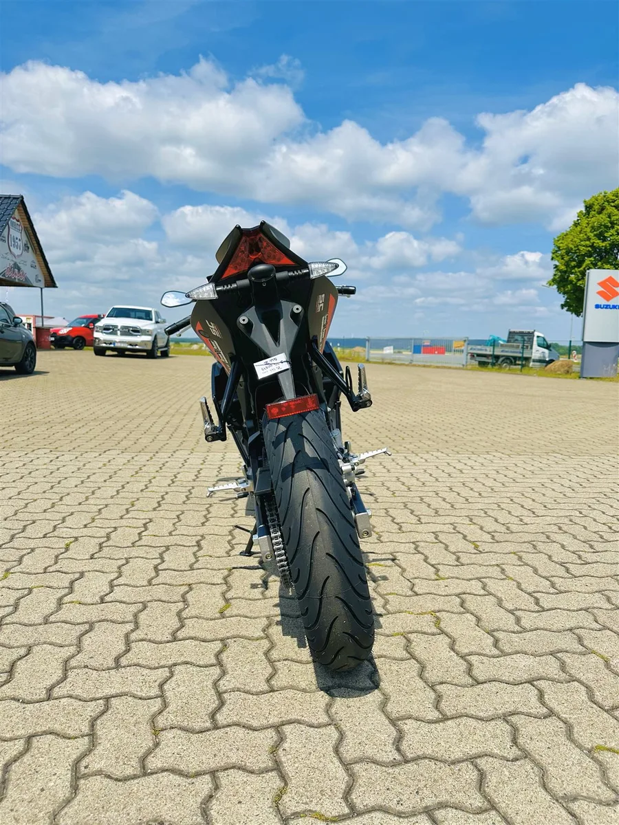 Aprilia RS 125 Replica