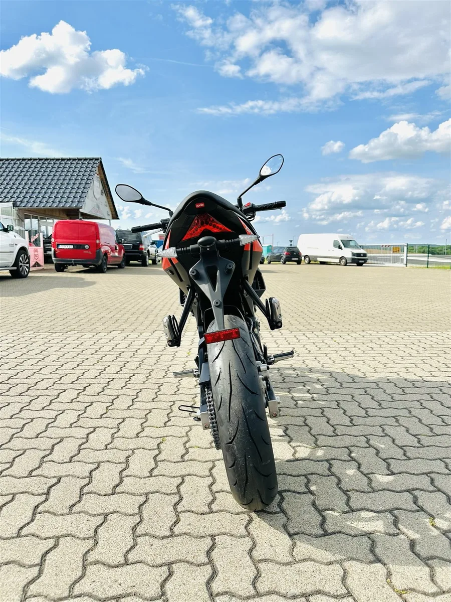 Aprilia Tuono 125 250€ Führerscheinzuschuss mögl.\*