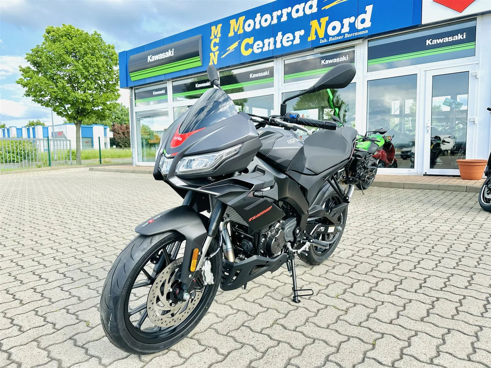 Aprilia Tuono 125 250€ Führerscheinzuschuss mögl.\*