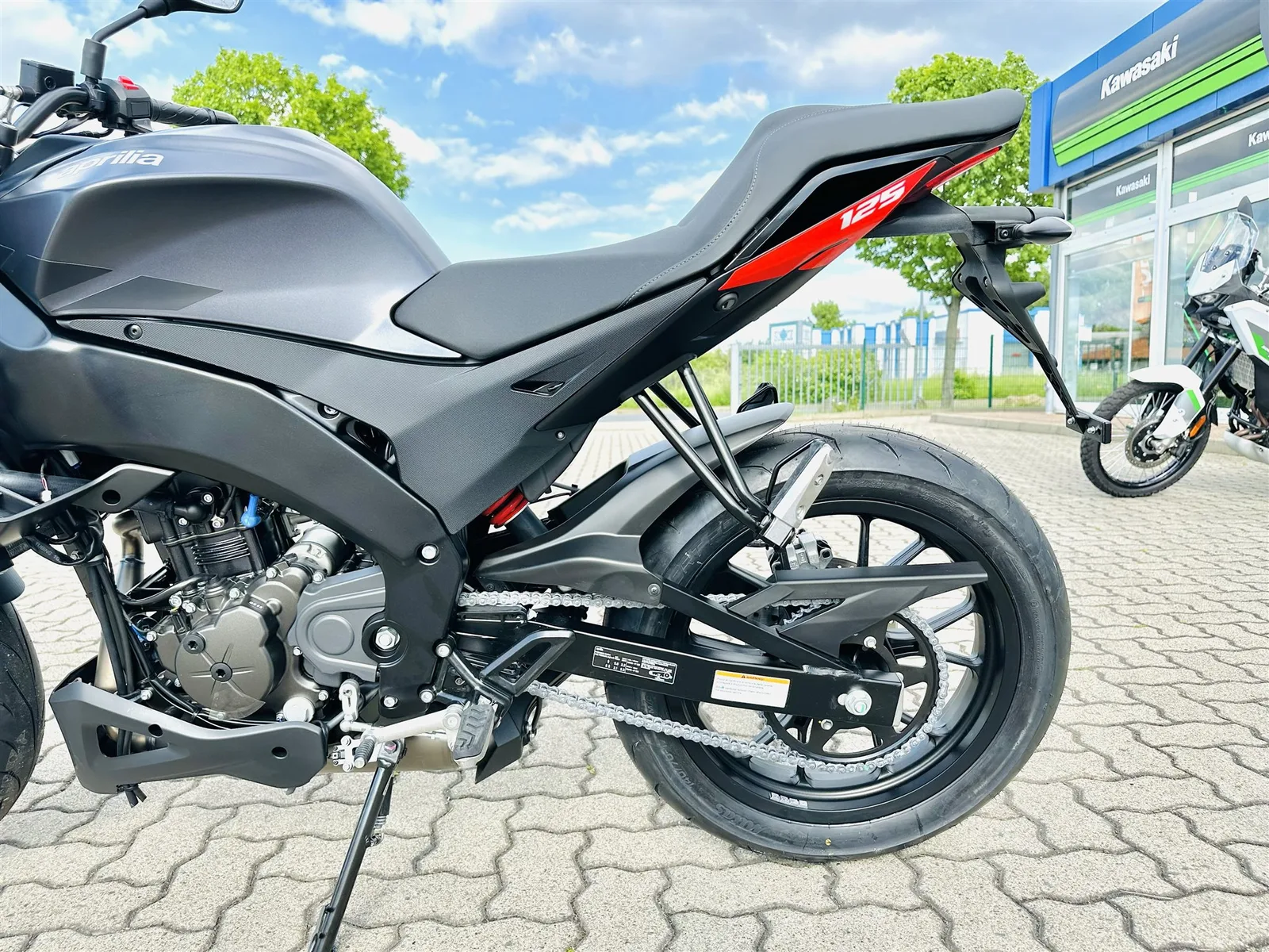 Aprilia Tuono 125 250€ Führerscheinzuschuss mögl.\*