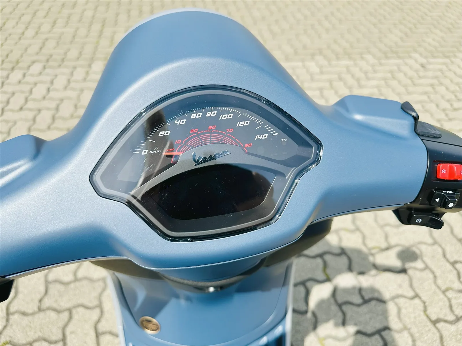 Vespa Primavera 125 Officina 8 E5+
