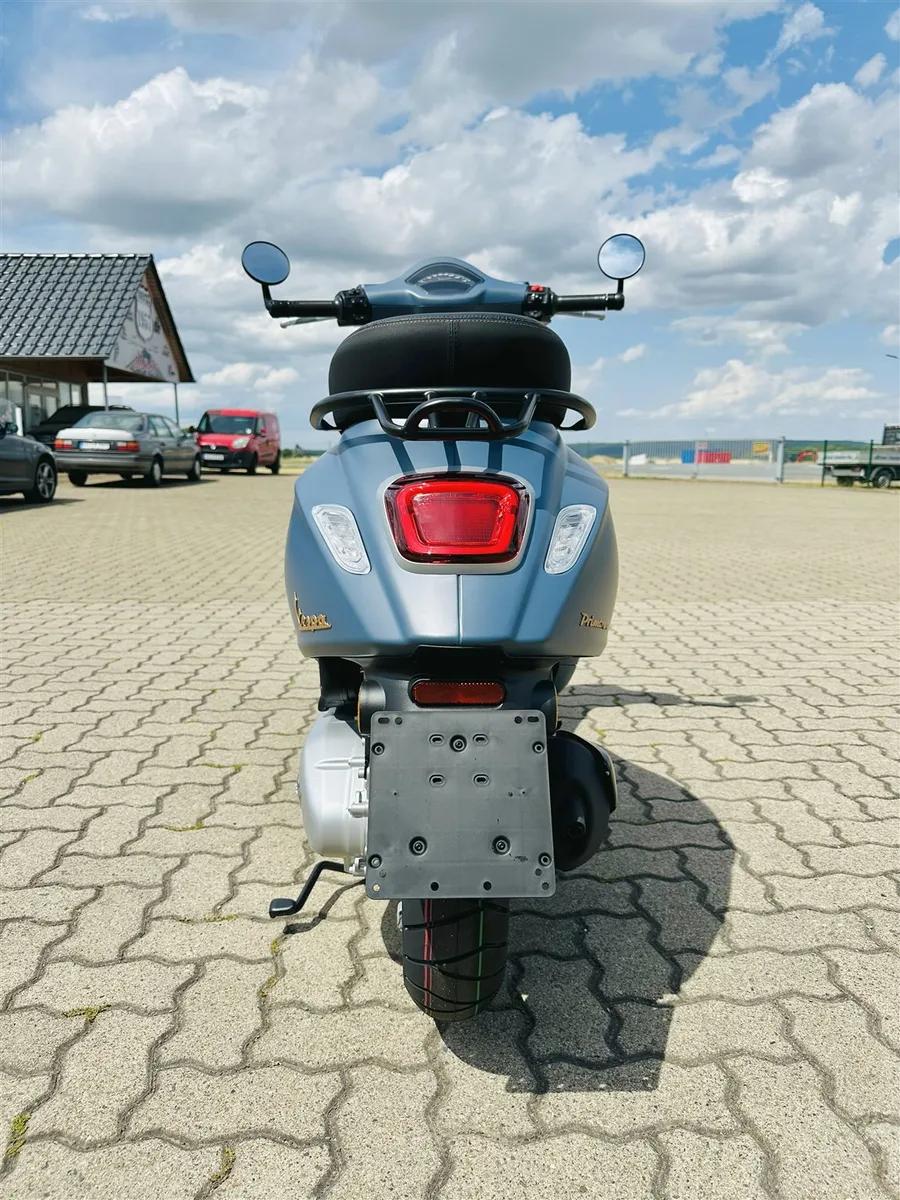 Vespa Primavera 125 Officina 8 E5+