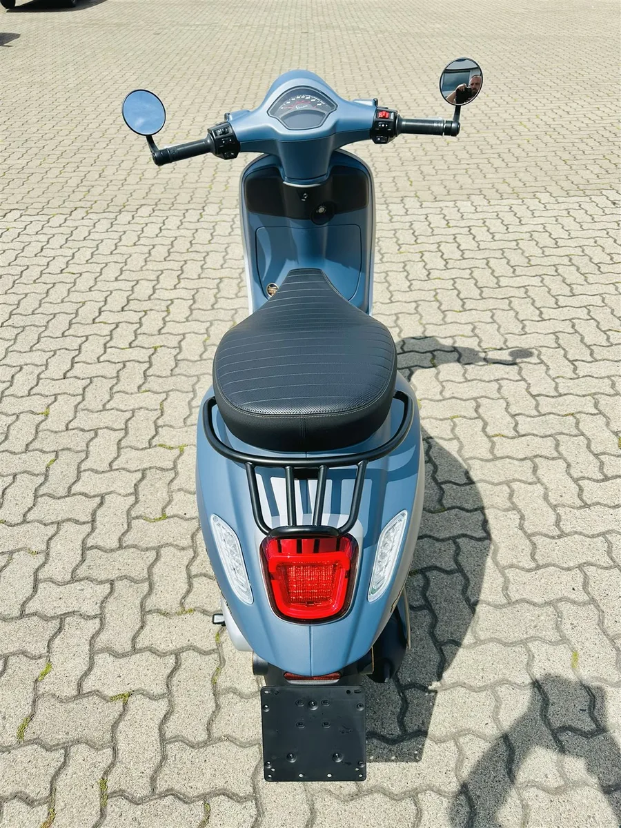 Vespa Primavera 125 Officina 8 E5+