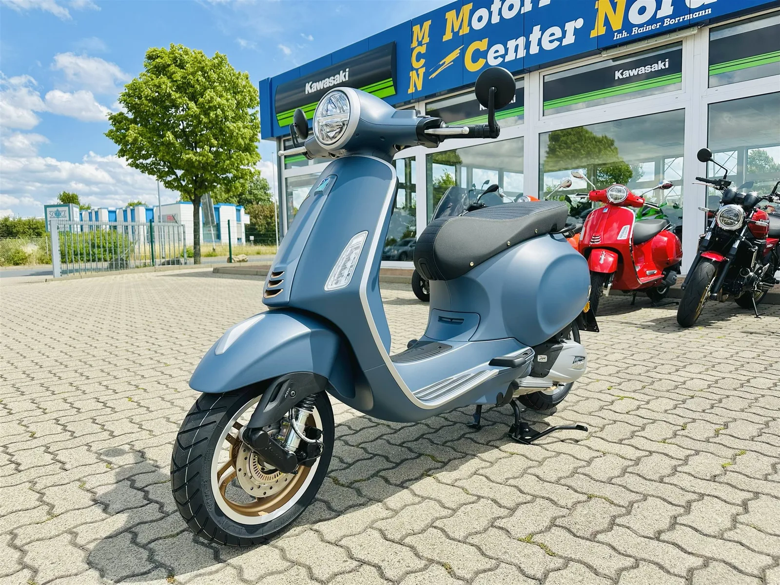 Vespa Primavera 125 Officina 8 E5+