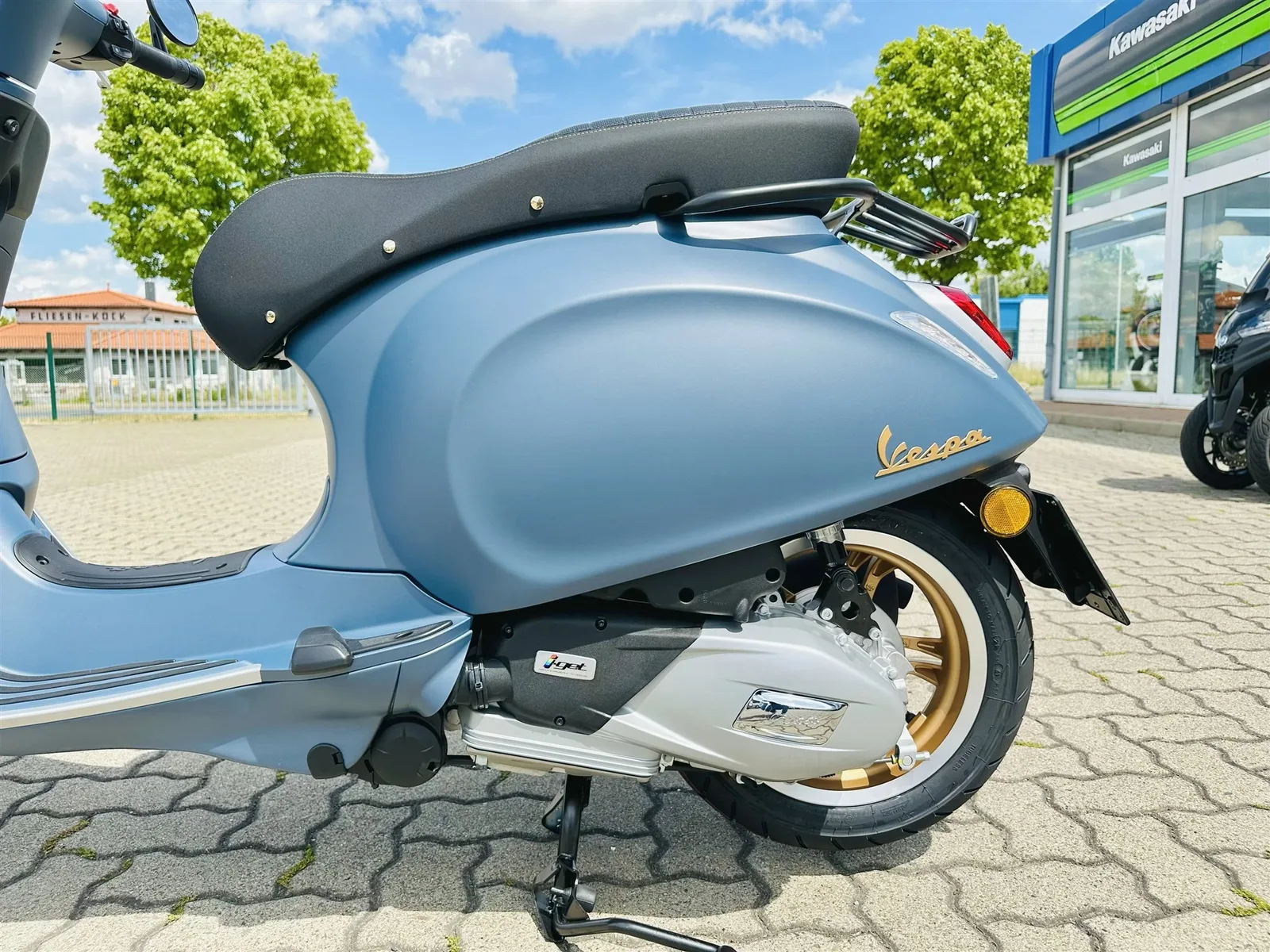 Vespa Primavera 125 Officina 8 E5+