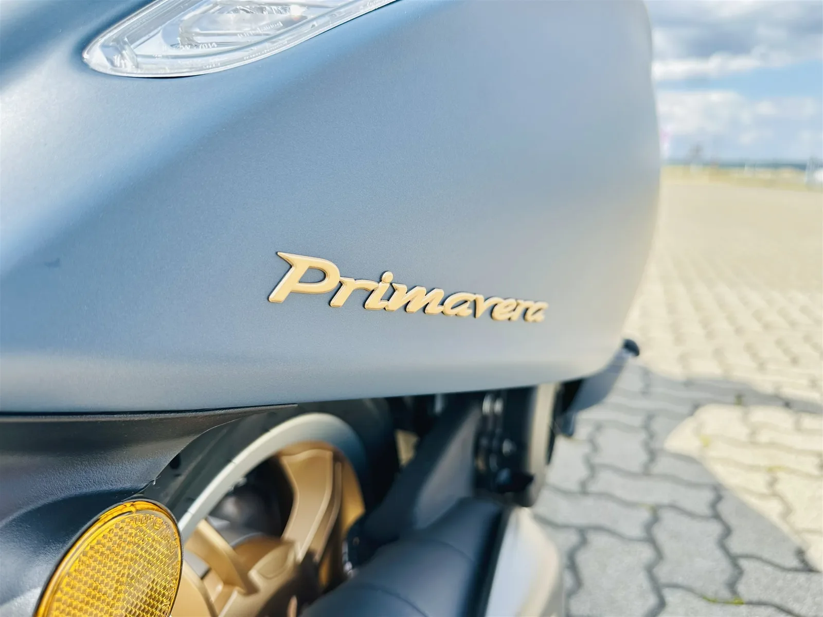 Vespa Primavera 125 Officina 8 E5+