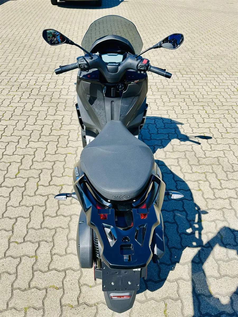 Piaggio MP3 310 Sport Modell 2025 Euro5+