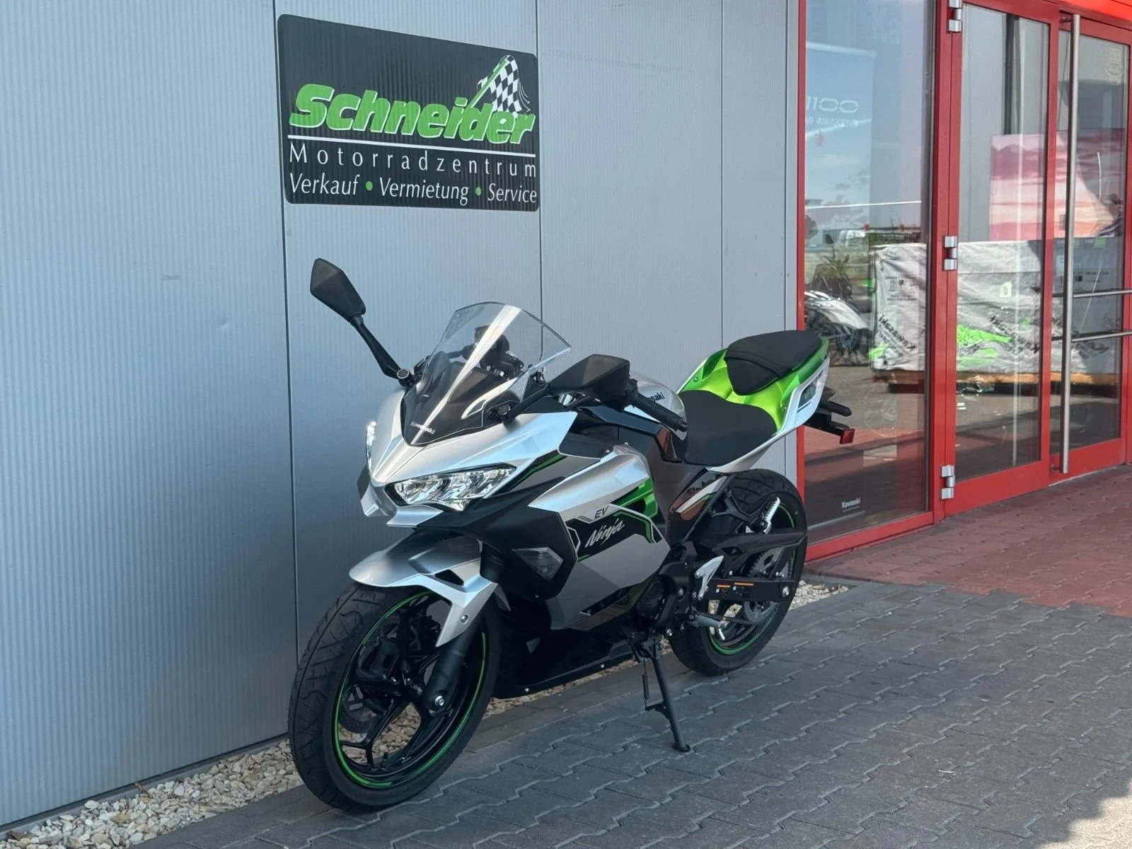 Kawasaki Ninja e-1