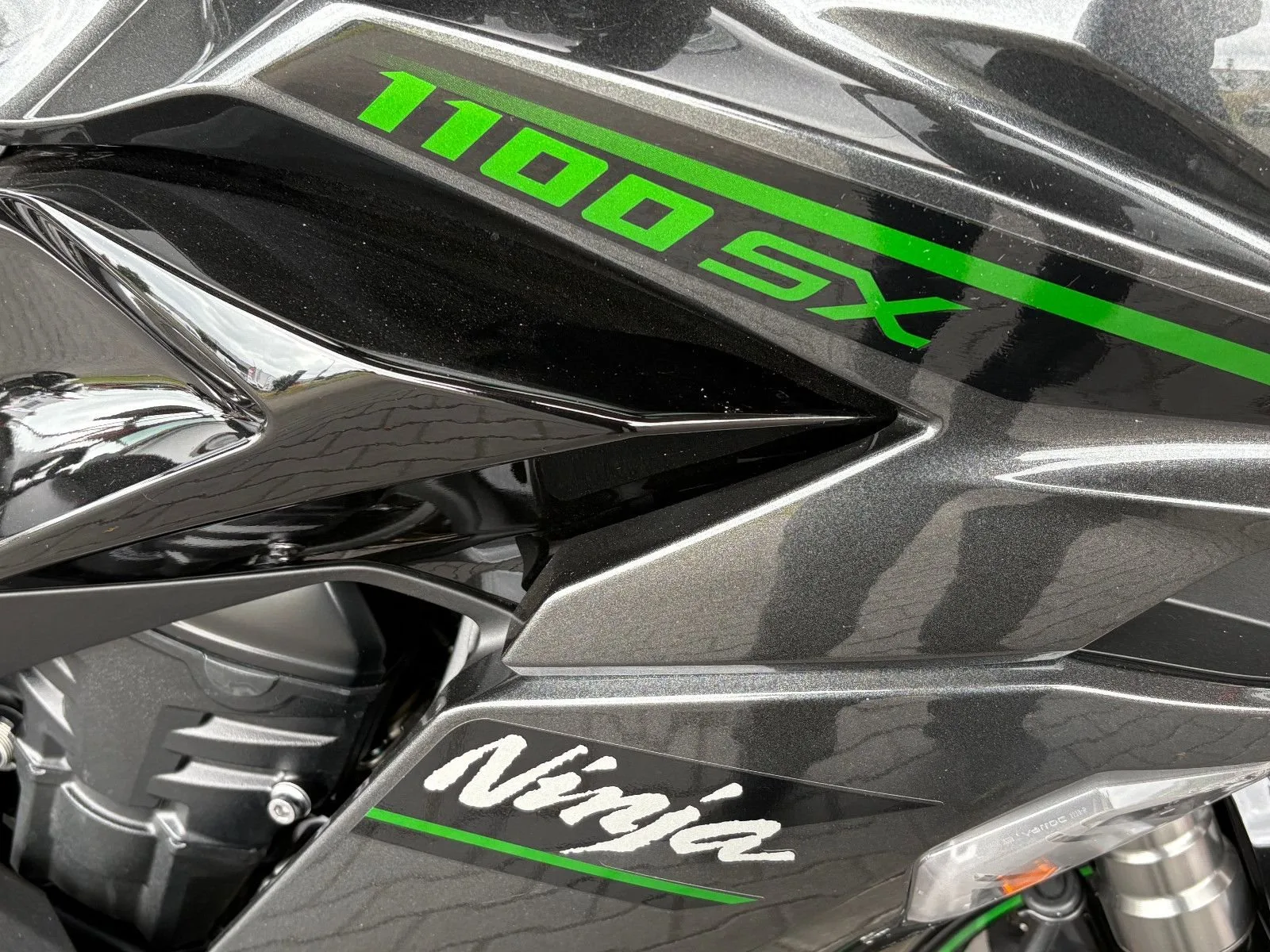 Kawasaki Ninja 1100SX