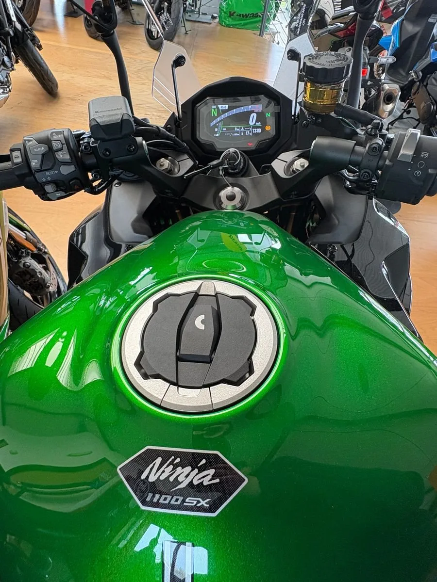 Kawasaki Ninja 1100SX SE