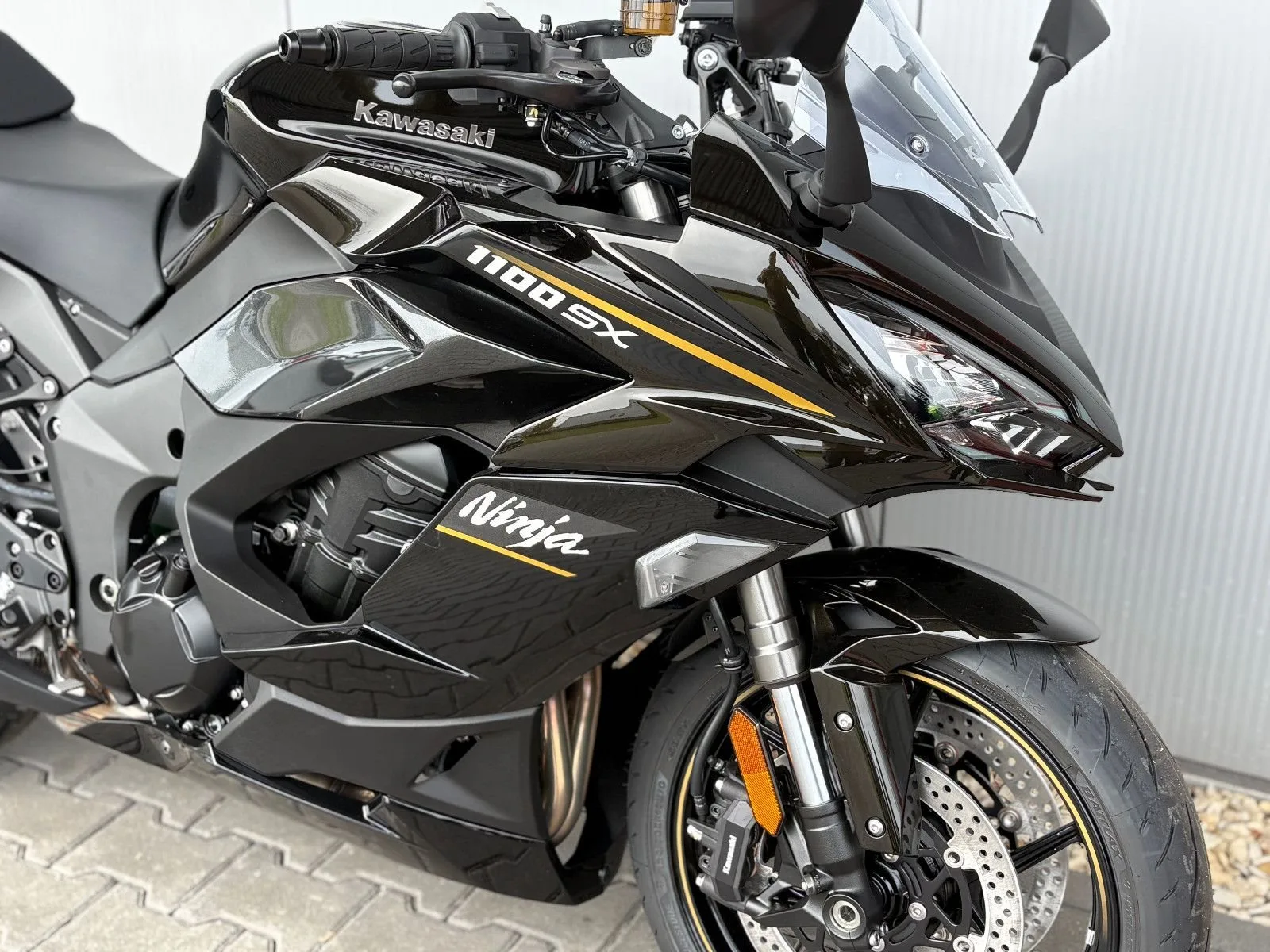 Kawasaki Ninja 1100SX