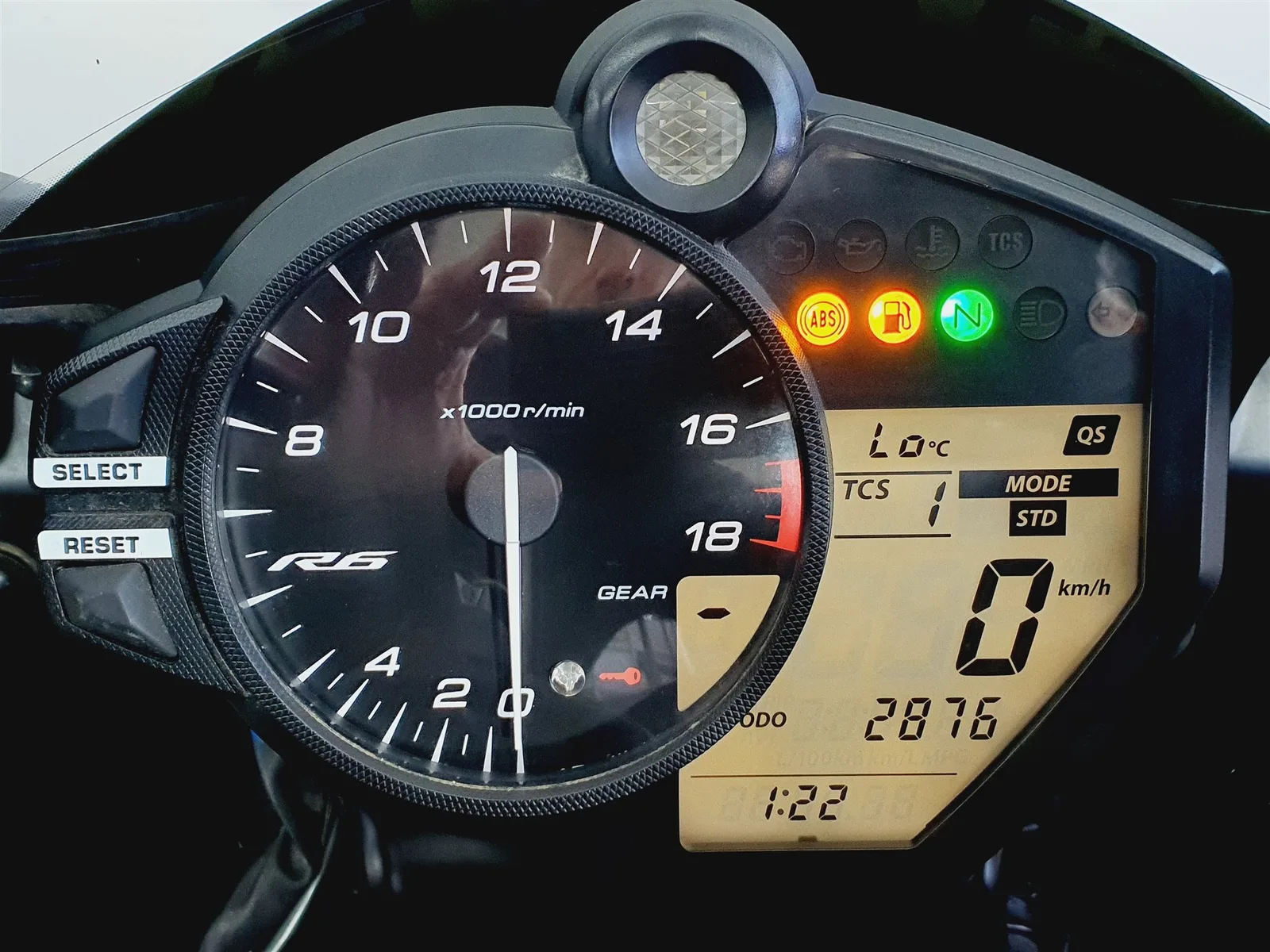Yamaha YZF-R6 \*Sonderedition\*Akrapovic\*Rizoma\*Spiegler\*RJ27\*2876\*
