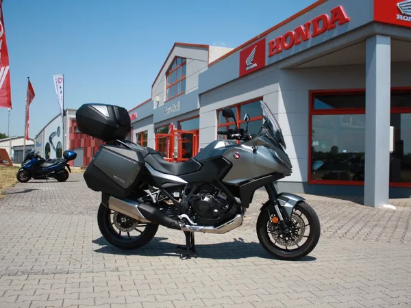 Honda NT1100
