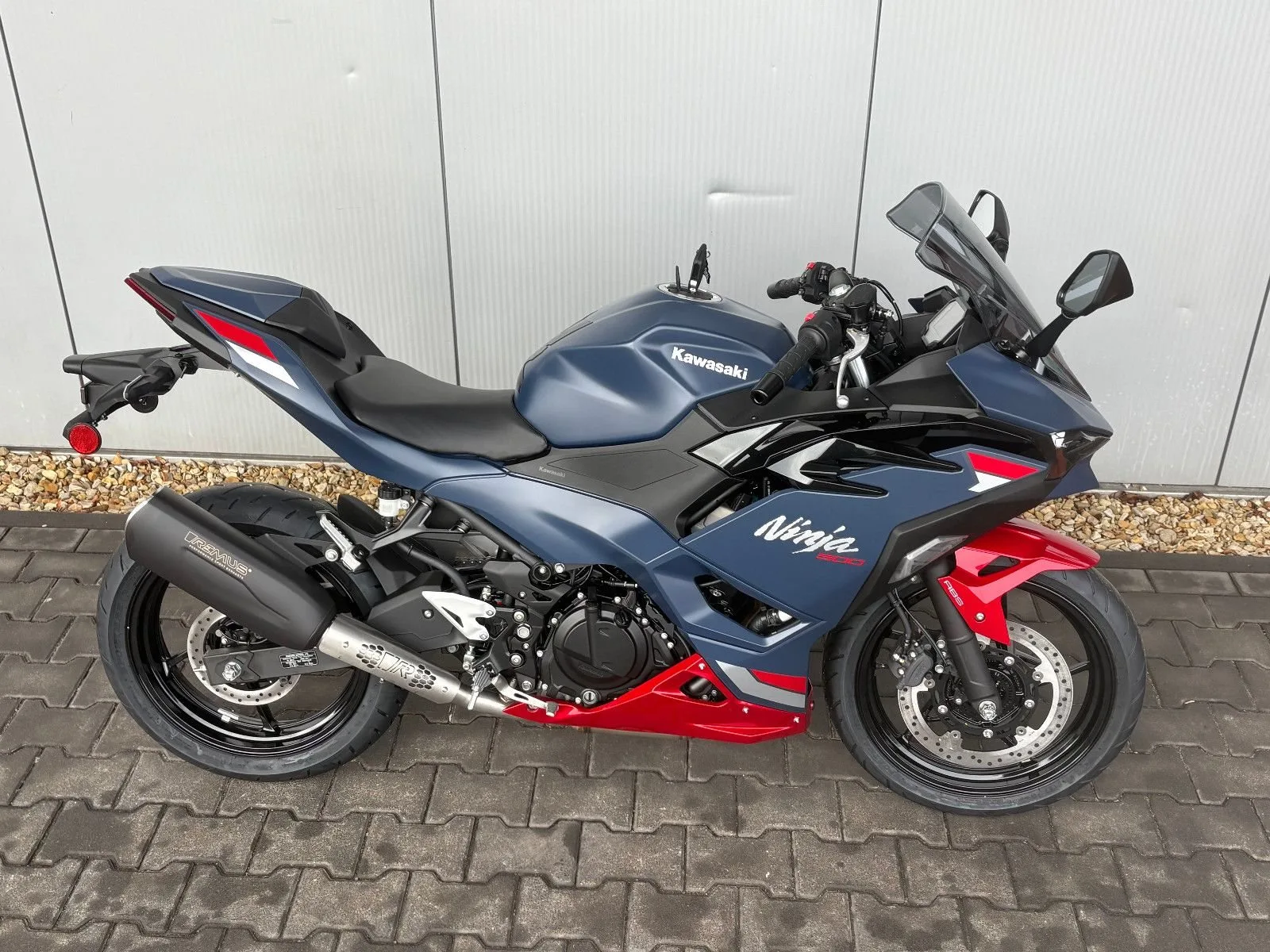 Kawasaki Ninja 500 SE