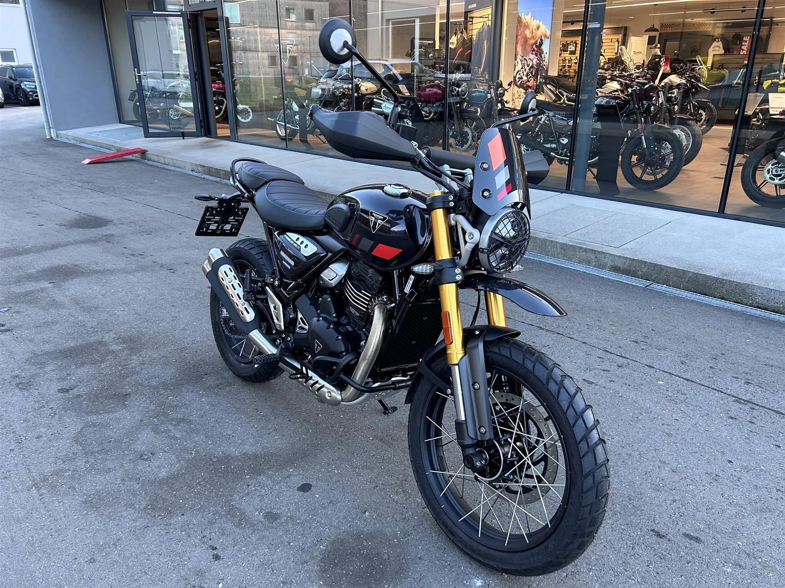 Triumph Scrambler 400 XC