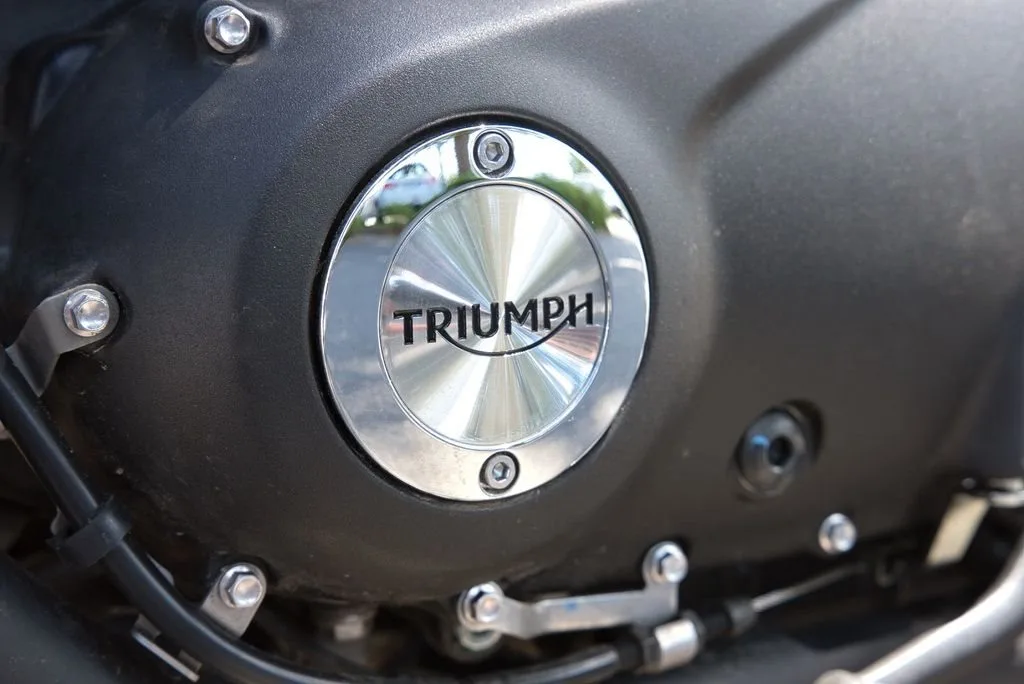 Triumph Bonneville T120 Black