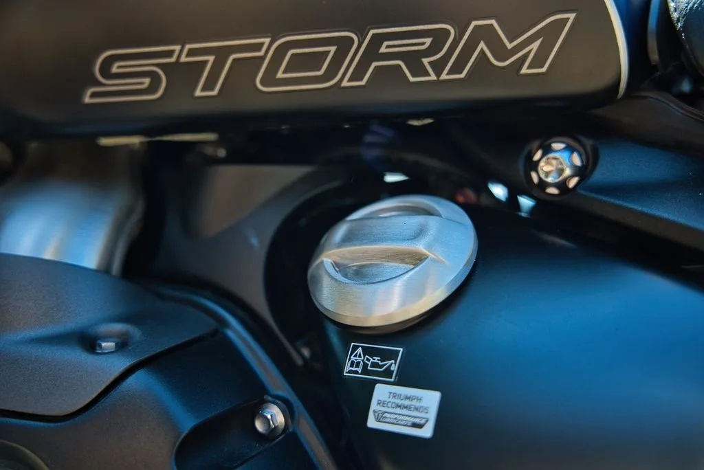 Triumph Rocket 3 Storm R