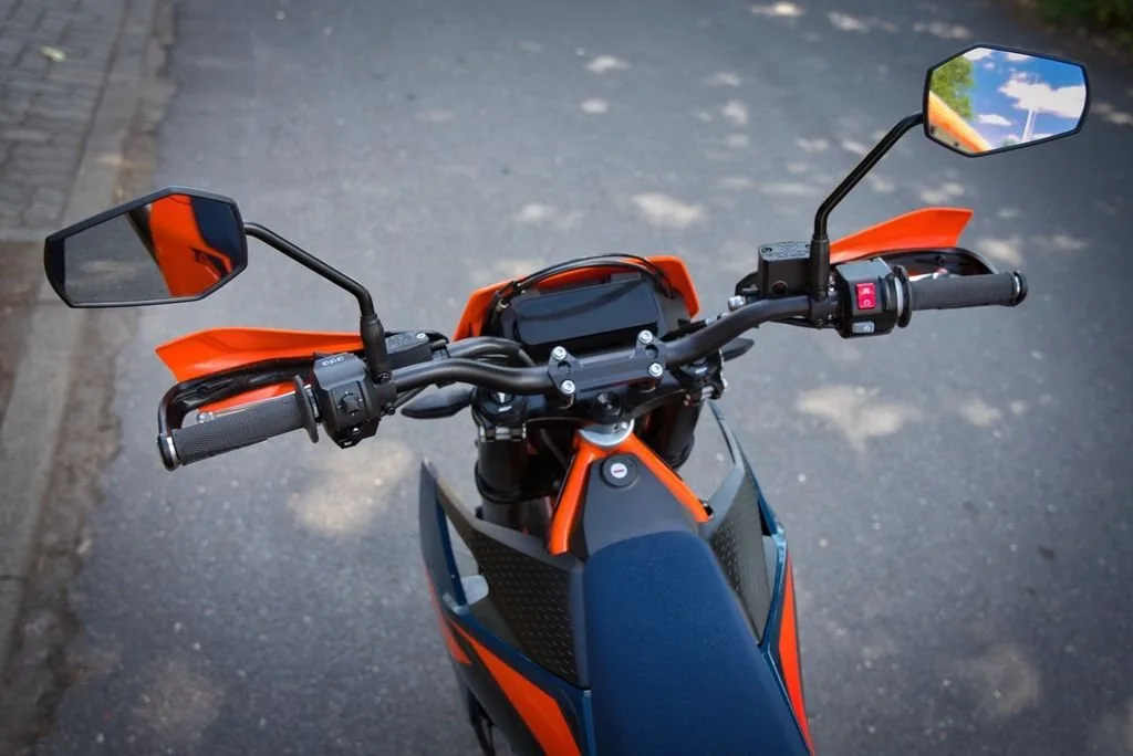 KTM 690 SMC R