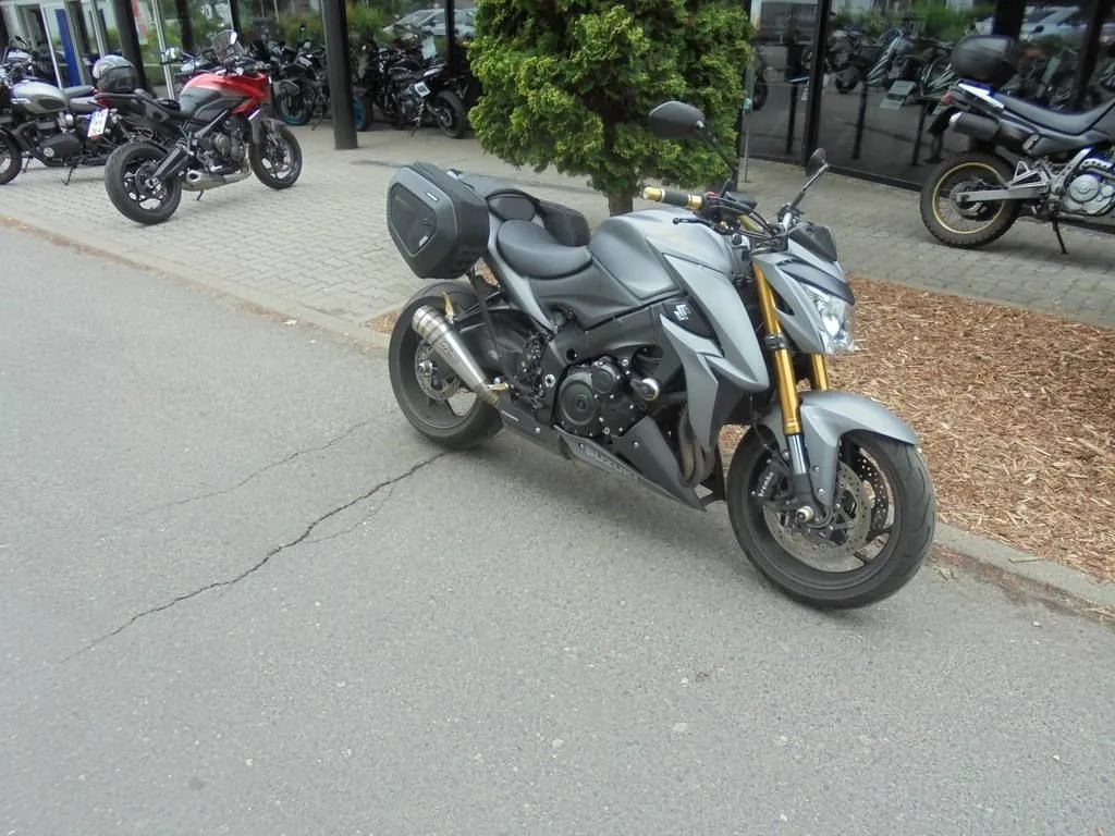 Suzuki GSX-S1000
