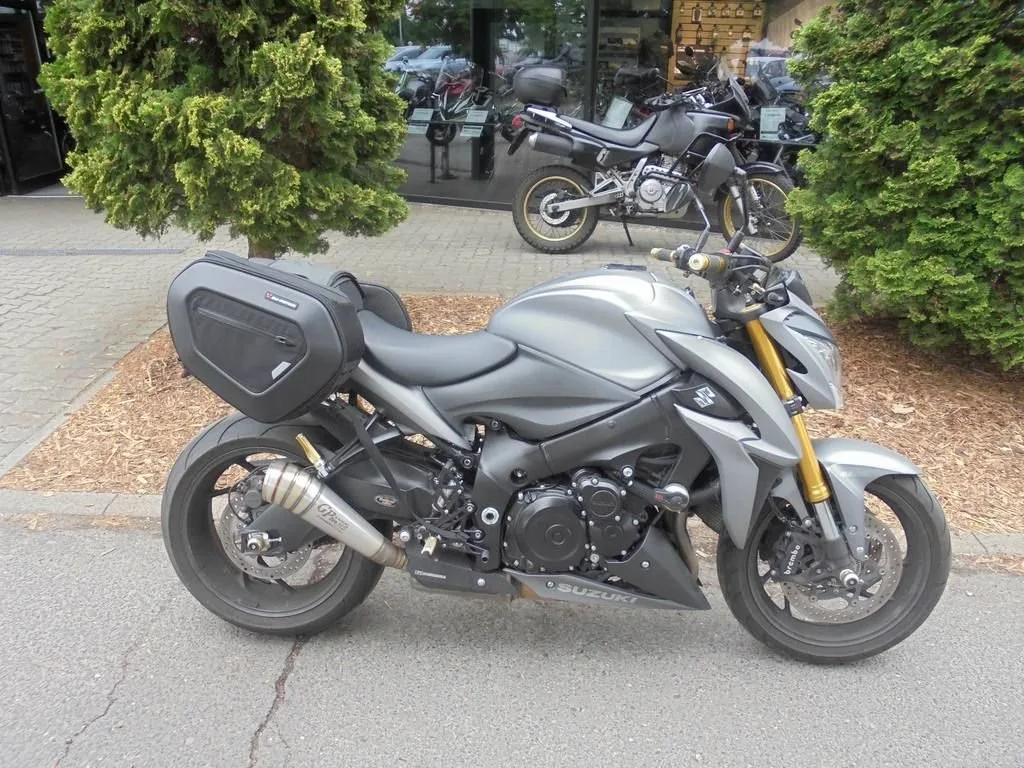 Suzuki GSX-S1000