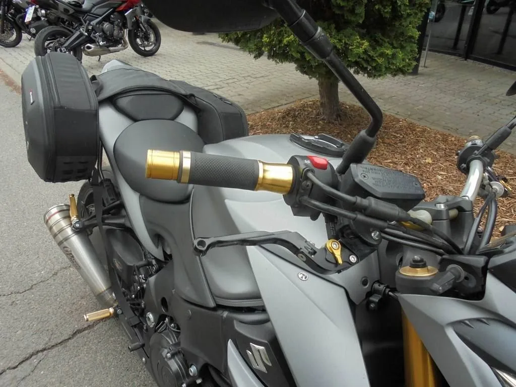 Suzuki GSX-S1000