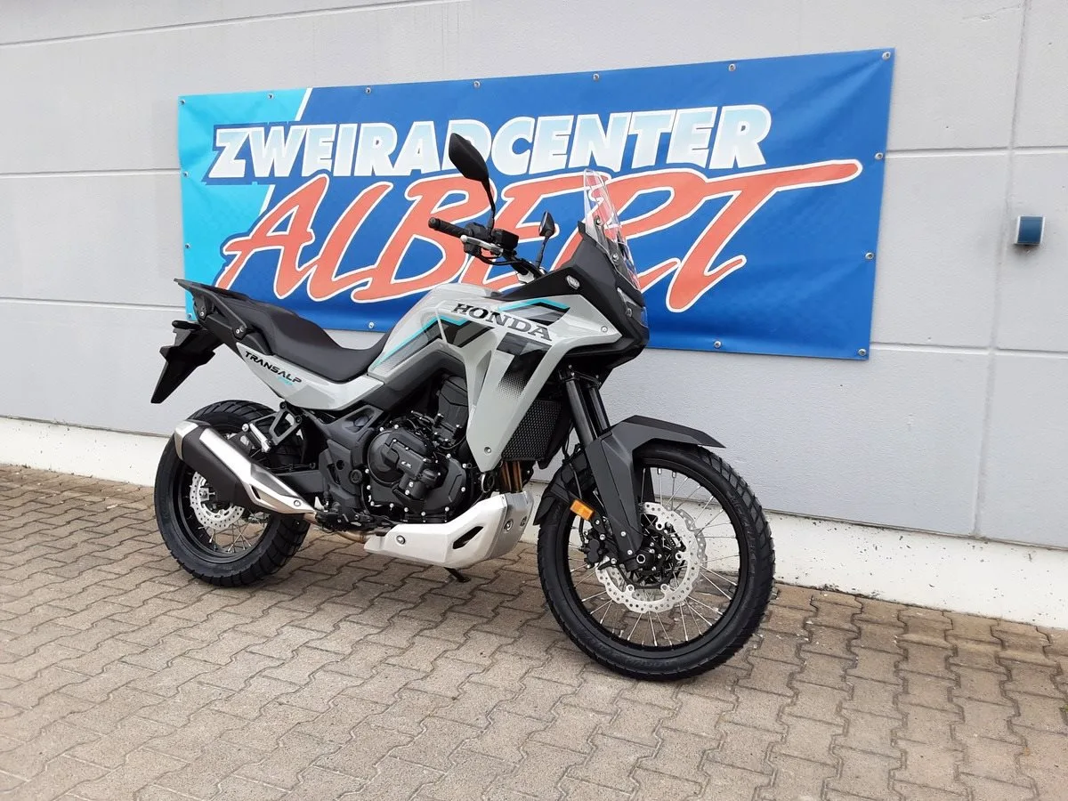 Honda XL750 Transalp E-Clutch