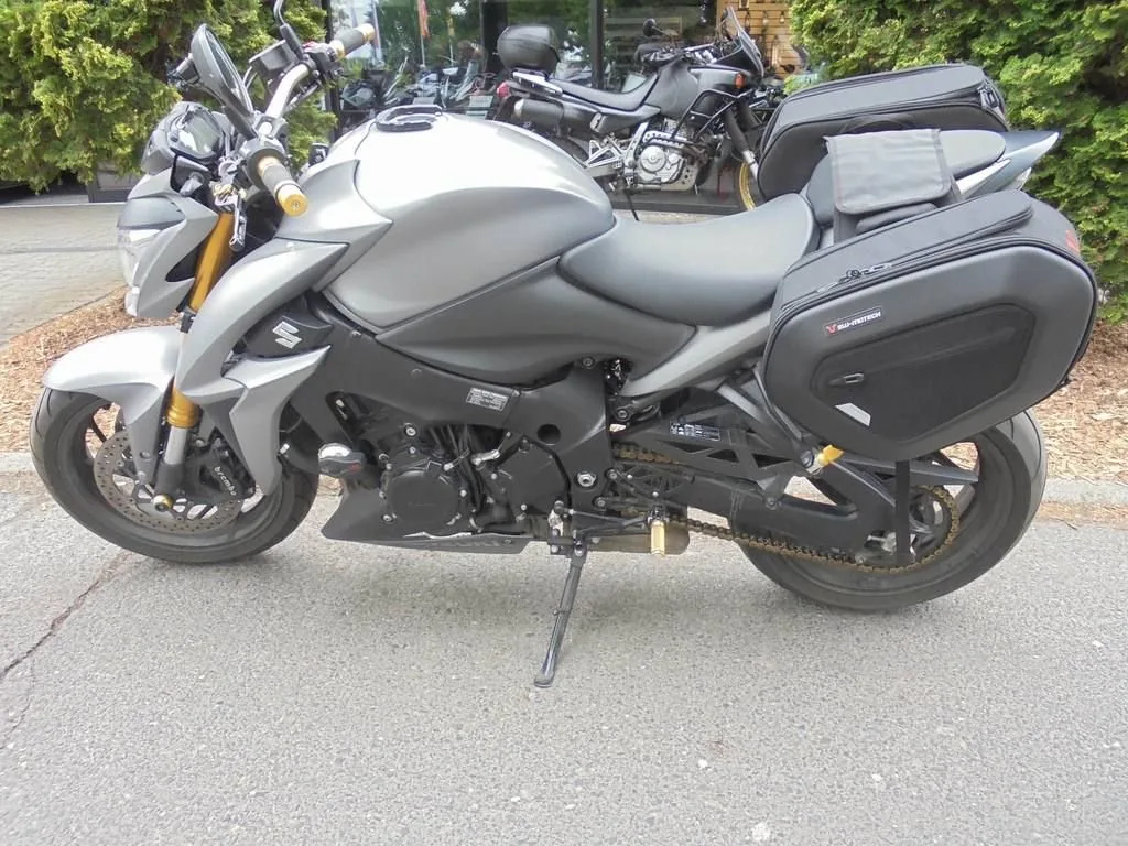 Suzuki GSX-S1000