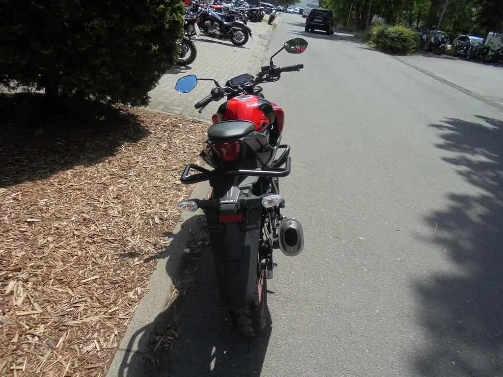 Suzuki GSX-S125
