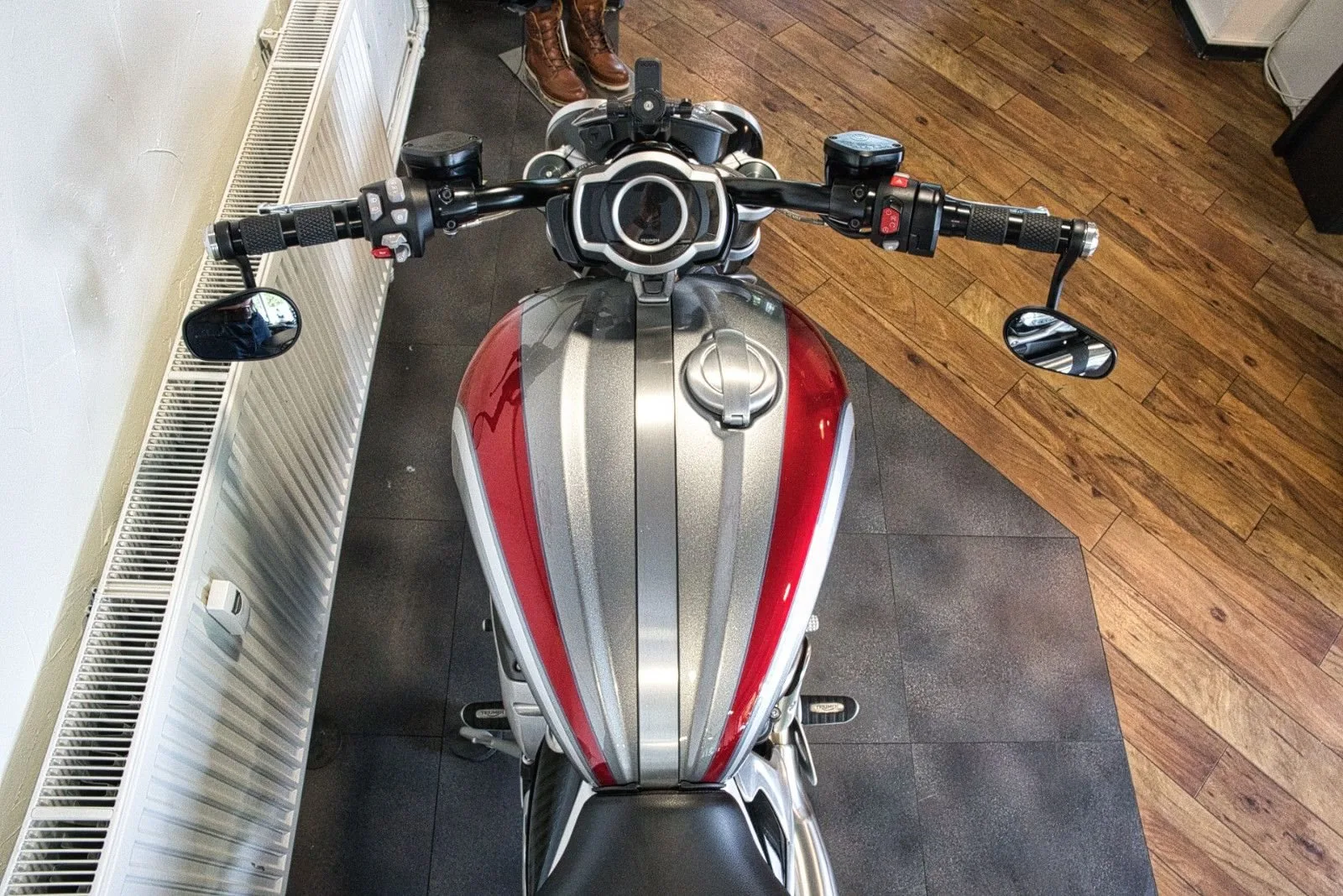 Triumph Rocket 3 R