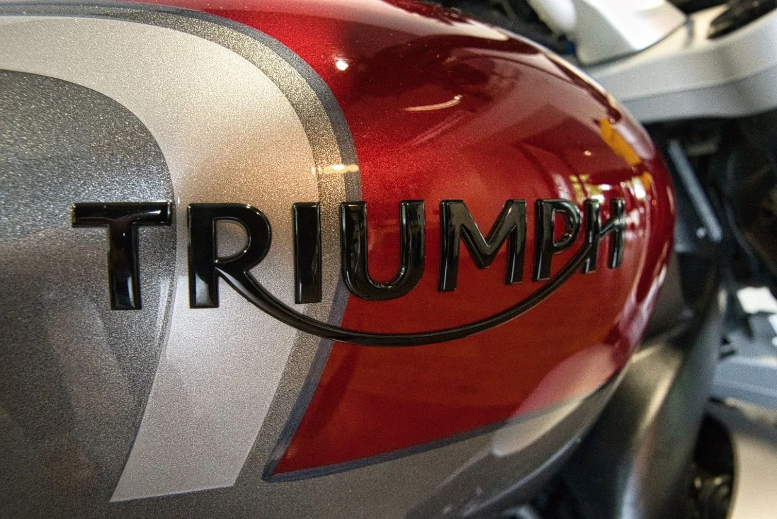 Triumph Rocket 3 R