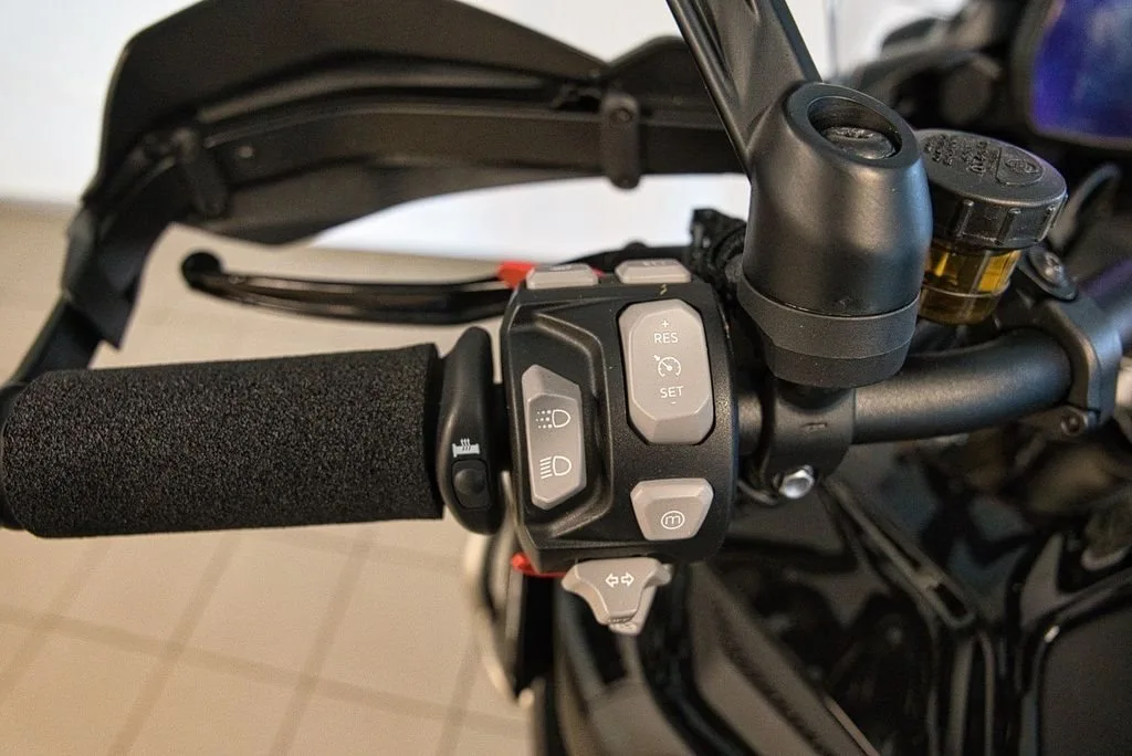 Triumph Tiger 1200 Rally Explorer