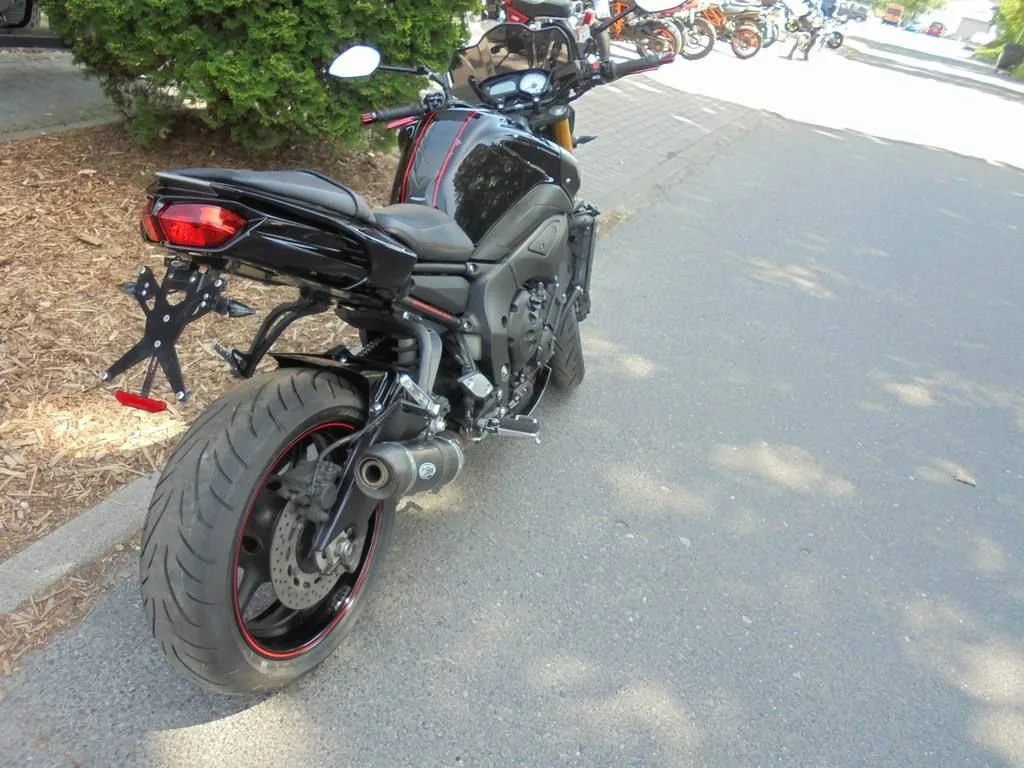Yamaha FZ-8N ABS