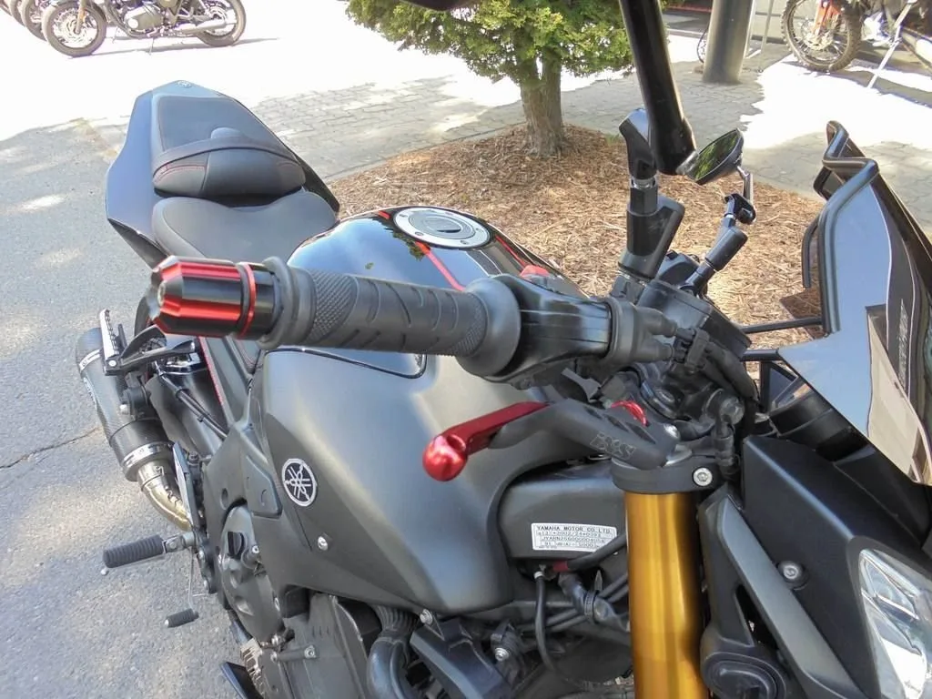 Yamaha FZ-8N ABS